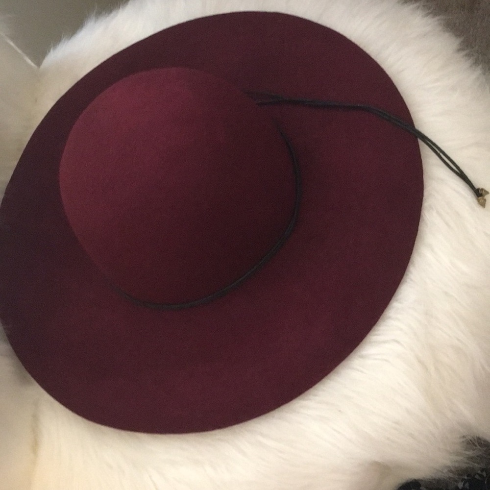 Wide brim burgundy hat